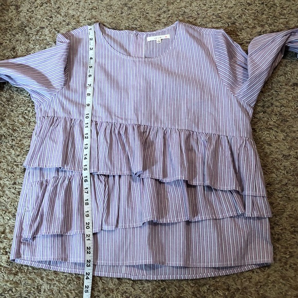 🛍 [LeLis] Ruffle Front Blouse - Picture 9 of 9